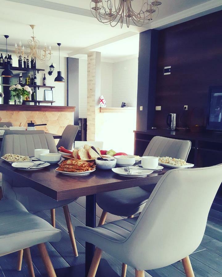 My House Hotel Batumi Ngoại thất bức ảnh