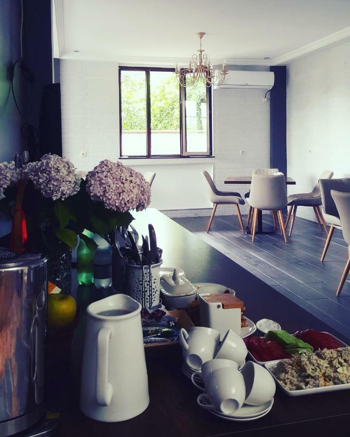 My House Hotel Batumi Ngoại thất bức ảnh